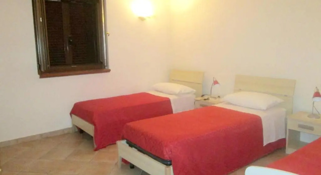 Apartment with 3 bedrooms in Lago with shared pool and WiFi 450 m from the beach, Reserva ahora Apartamento Hoteles en Éboli con piscina, Piscina