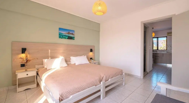 Трёхместные апартаменты Anthia Apartments