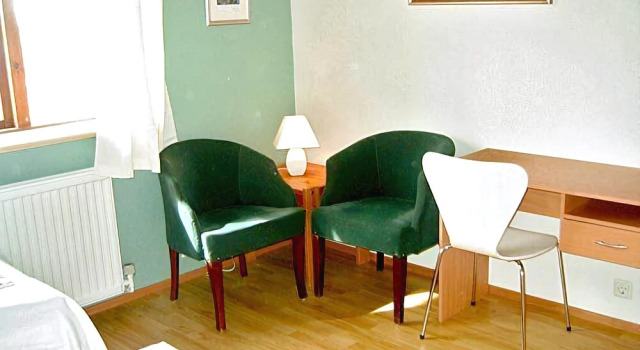 BB 44 Guest House