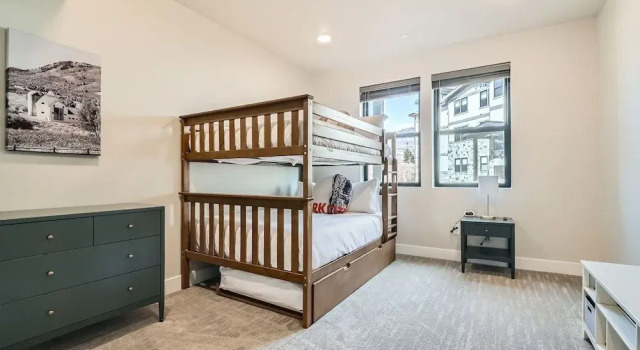 Flying Moose At Helling Circle 101 3 Bedroom Condo