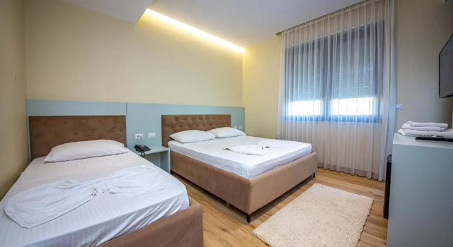 Трёхместный номер Standard с балконом Hotel Bella Vista