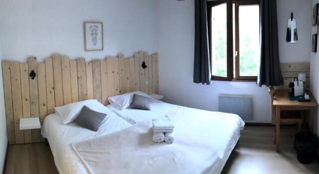 Le Relais De La Forge, Book Hotel Hoteller i Rhône-Alps med parkering, Parkering