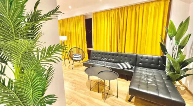2 Bedroom Apartment on Chavchavadze Ave