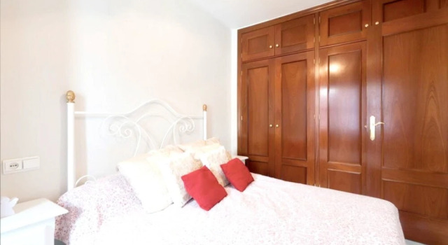 House With 2 Bedrooms in Grenade, With Wonderful City View and Wifi, Забронировать Отель Гранада Granada Province, рядом с Музей народных традиций и искусств Los Tiros de Granada