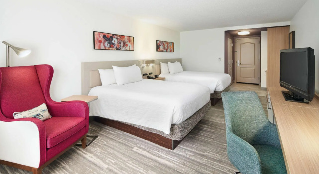 Четырёхместный номер Standard Hilton Garden Inn Columbus
