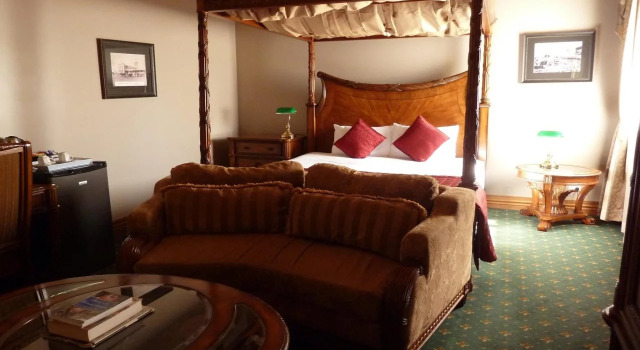 Denison Boutique Hotel, Забронировать Бутик-отель Рокгемптон Southern Great Barrier Reef, рядом с Информационный центр для посетителей Шпиля Тропика Козерога