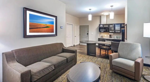 Номер Standard Candlewood Suites Midland by IHG