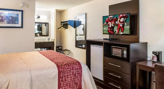 Номер Standard Red Roof Inn Anderson, IN