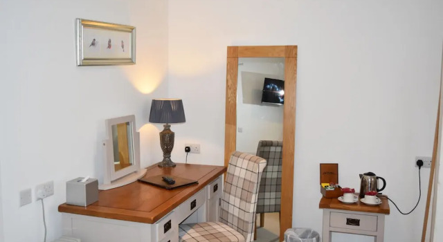Четырёхместный семейный номер Standard Three Horseshoes Country Inn