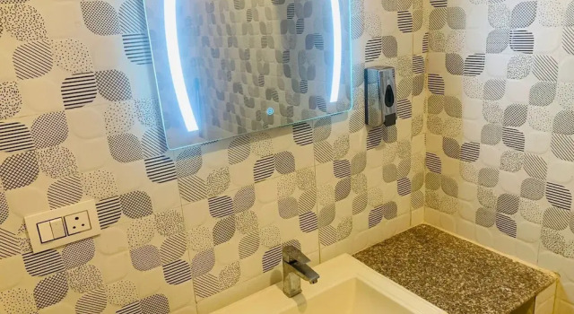 Двухместный семейный номер Standard с балконом Faizzy residency