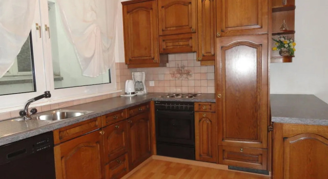 Кровать в общем номере с балконом Artist Apartments & Hotel Garni