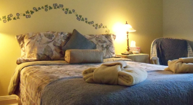 À la Claire Fontaine B&B et Spa, Book Bed and Breakfast Chambly 