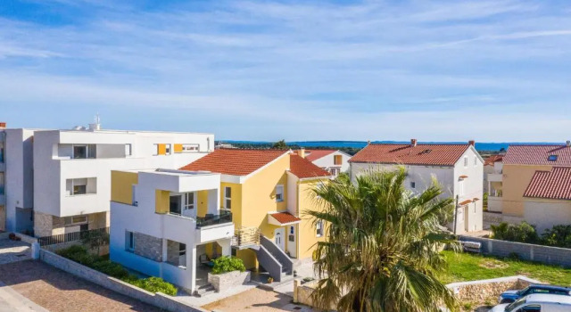 Апартаменты Apartments Yellow