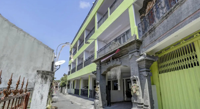 OYO 3950 The Ratna Hotel