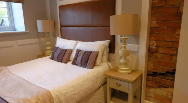 Двухместный номер Deluxe The Lawns Hotel