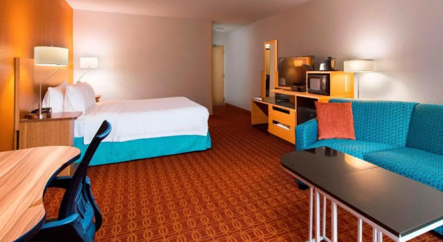 Двухместный полулюкс Fairfield Inn & Suites by Marriott Fort Myers Cape Coral