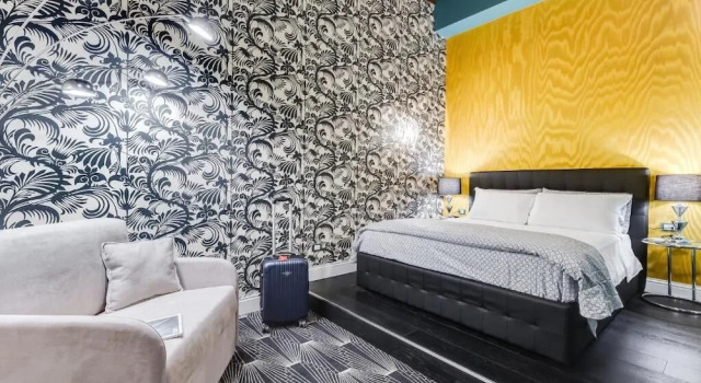 Люкс Deluxe The French suites by oneup Hospitality