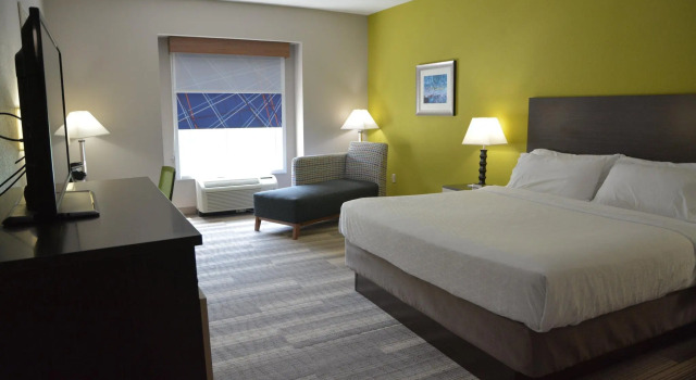 Номер Standard Holiday Inn Express & Suites Caryville by IHG