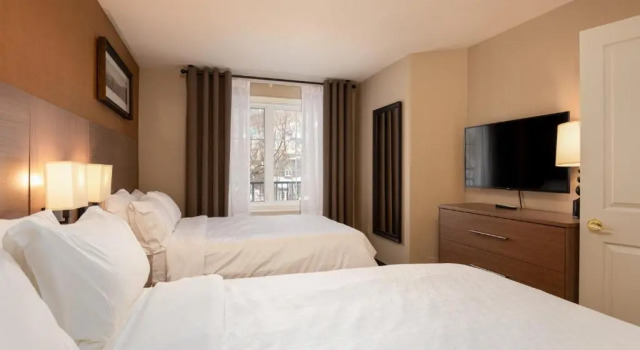 Люкс с 2 комнатами Holiday Inn Express & Suites Tremblant by IHG