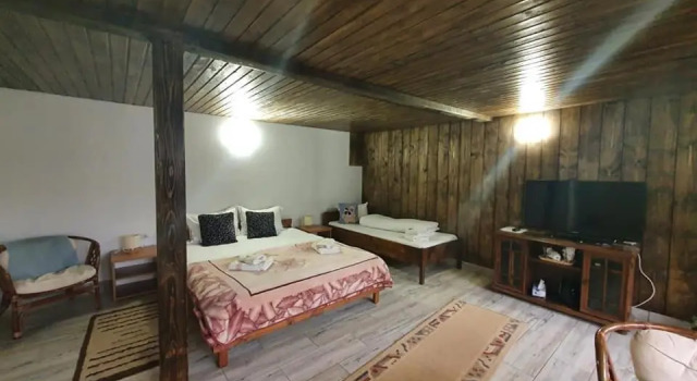 Номер Superior Pensiunea Casa Motilor