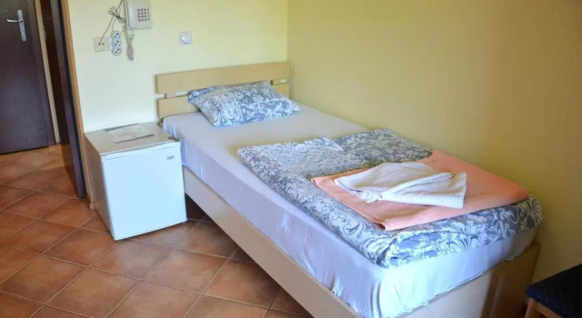 Трёхместный номер Standard Hotel Pelikan