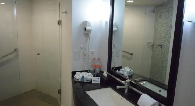 Четырёхместный номер Standard Holiday Inn Express Toluca Galerias Metepec by IHG