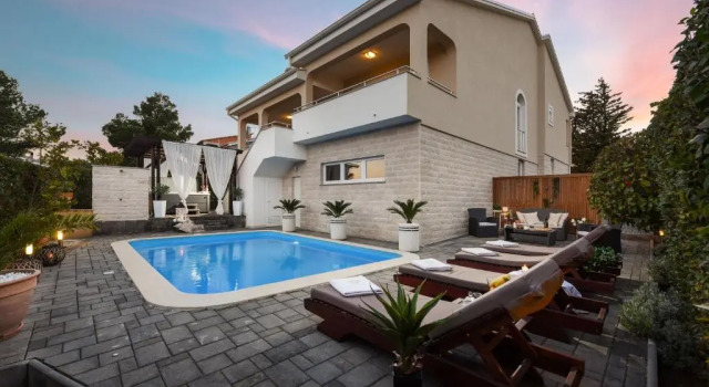 Вилла Villa Bella ZadarVillas