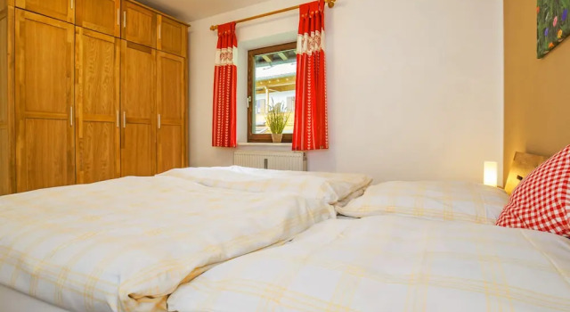 Ferienwohnung Schmankerl, Varaa Huoneisto Hotellit Baijeri pysäköinnillä, Pysäköinti