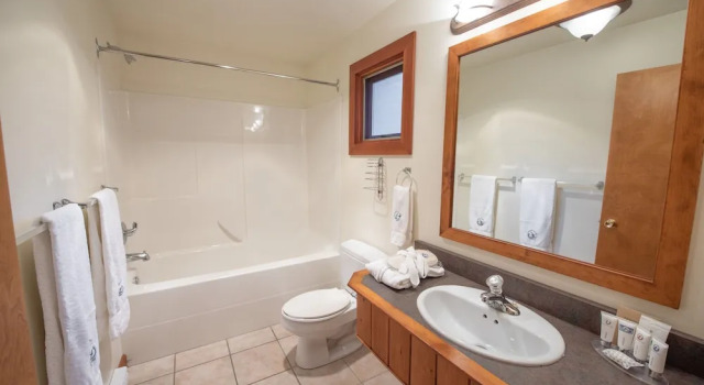 Номер Classic April Point Resort