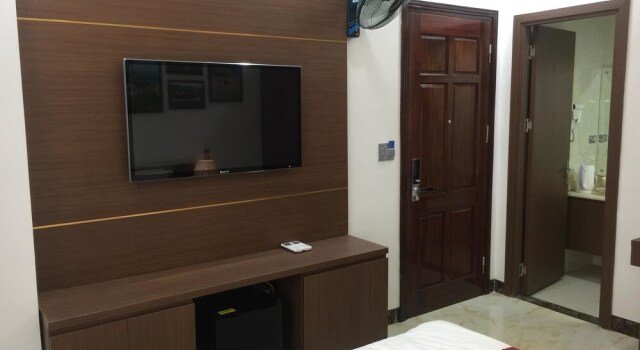 Трёхместный номер Standard Dinh Gia Hotel