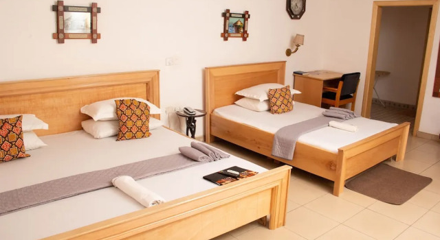 Двухместный семейный номер Standard c 1 комнатой с балконом Asantewaa Premier Hotel