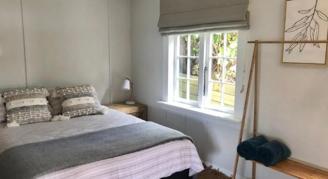 Tawatahi Cottage, Rezerwuj Dom wakacyjny Hotele w Auckland Region z parkingiem, Parking