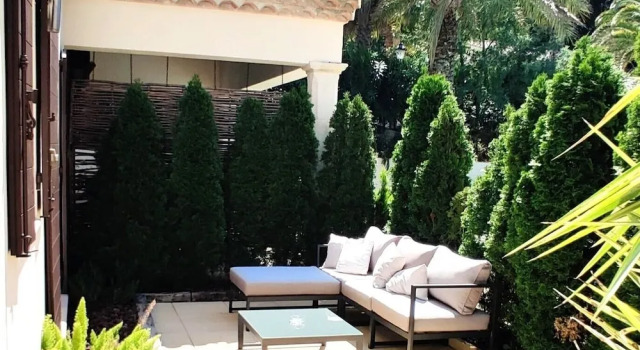 Полулюкс Maison Prestige Saint Tropez by Roberto Geissini