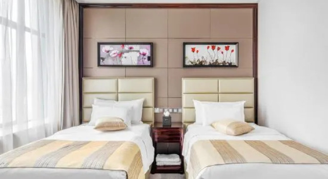 Номер Standard Enraton International Hotel