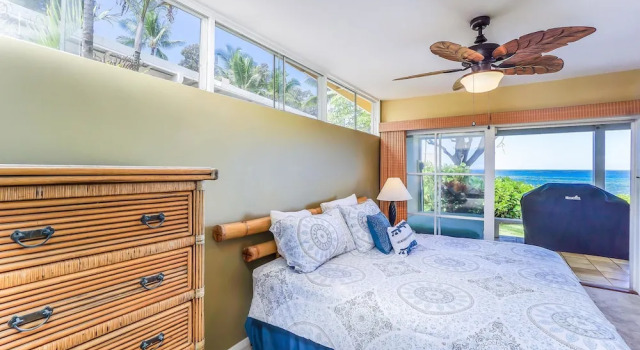 Hale Huna Kai Oceanfront by RedAwning
