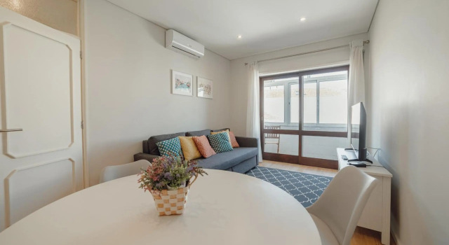 Downtown Design Apartment With Balcony, Забронировать Апартаменты/квартира Порту Регион Порту