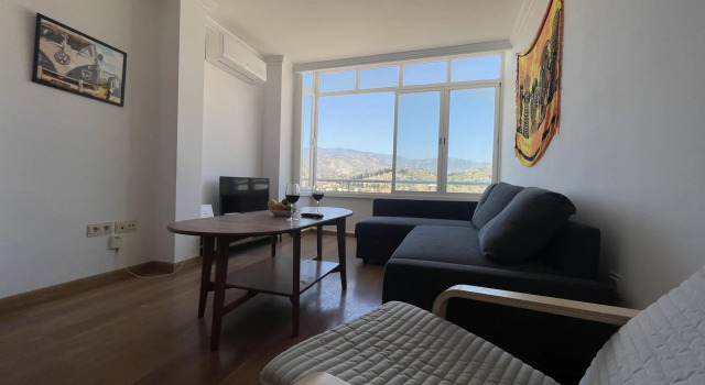 Nora’s Apartment in La Herradura, Забронировать Апартаменты/квартира Ла-Эррадура Коста-Тропикаль