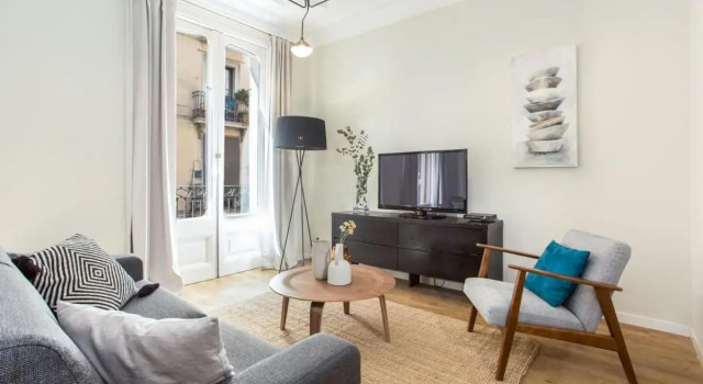 4bedroom apartment with a balcony in Las Ramblas 1 2, Забронировать Апартаменты/квартира Барселона провинция Барселона, рядом с Парковка MACBA