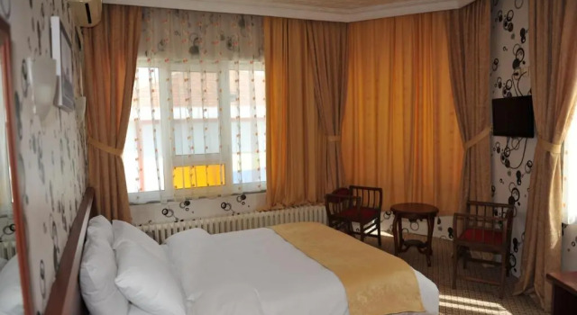 Standardní Dvoulůžkový s manželskou postelí pokoj Saray Hotel