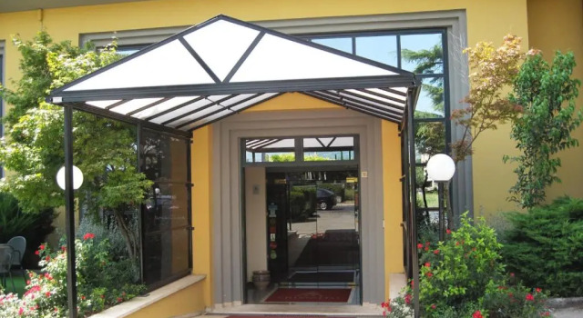 Hotel Cristallo di La Rosetta Srl, Buchen Sie Hotel Business-Hotels in Assisi, 4* 5*