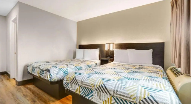 Четырёхместный номер Deluxe Motel 6-San Bernardino, CA - South