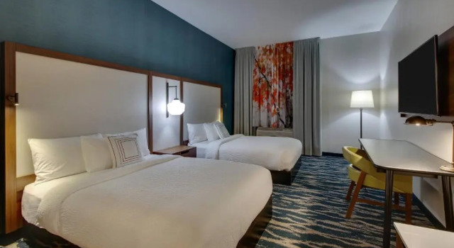Четырёхместный номер Standard Fairfield Inn & Suites by Marriott Birmingham Downtown