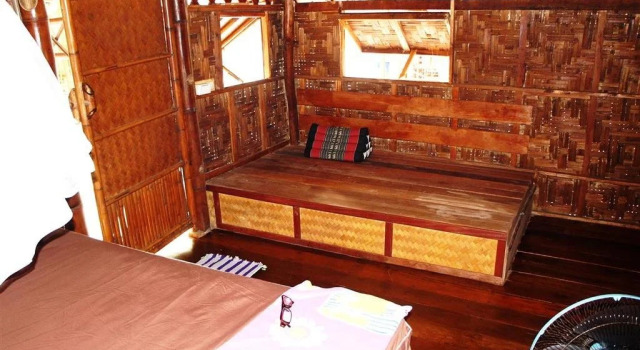 Lazy Hut