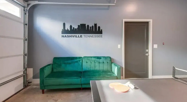 East Nash Lux - 13 Beds City Views, Prenota Casa vacanze Hotel a Tennessee con parcheggio, Parcheggio