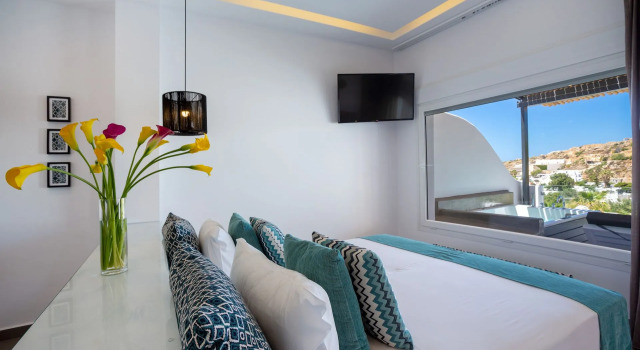 Трёхместный номер Deluxe с частичным видом на море Tropicana Suites & Villas Mykonos