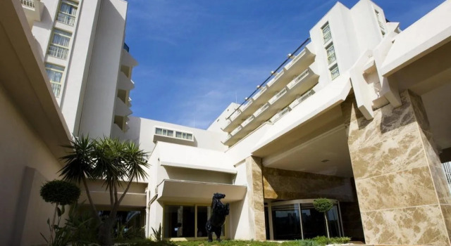 Fantasia Deluxe Hotel