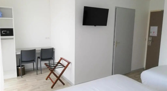 Трёхместный номер Standard Hotel Atlantique