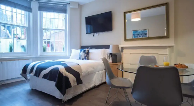 Студия Standard The Egerton - Serviced Apartments