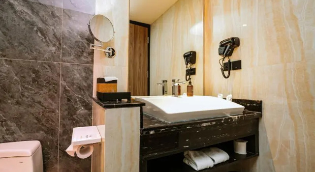 Двухместный номер Deluxe с балконом FUGO Hotel Samarinda (Bigmall)