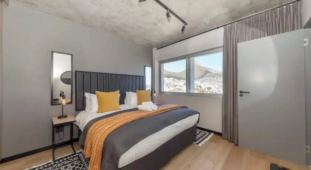 Chic & Sophisticated 1BD Apartment - Sea Point, Забронировать Апартаменты/квартира Апартаменты Cape Peninsula, Апартаменты/квартира